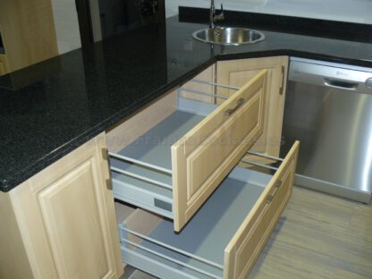 Muebles de cocina polilaminados - Imagen 13