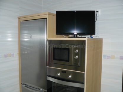 Muebles de cocina polilaminados - Imagen 21