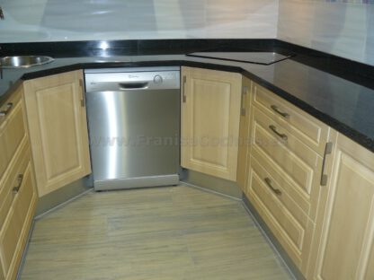 Muebles de cocina polilaminados - Imagen 28