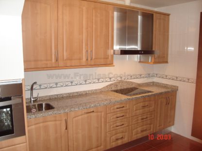 Muebles de cocina polilaminados - Imagen 2