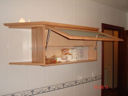 Muebles de cocina polilaminados - Imagen 25