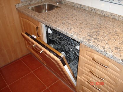 Muebles de cocina polilaminados - Imagen 5