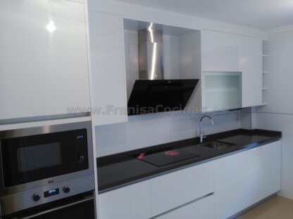 Muebles de cocina con tirador gola aluminio - Imagen 10