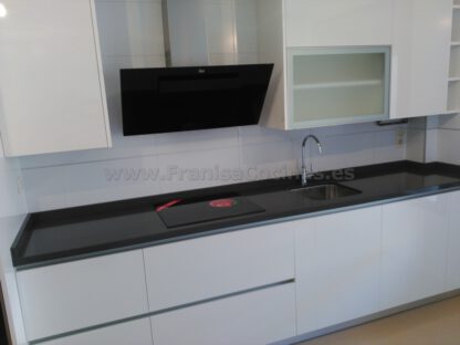 Muebles de cocina con tirador gola aluminio
