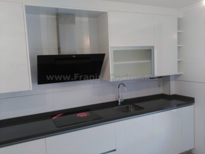 Muebles de cocina con tirador gola aluminio - Imagen 4