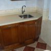 Muebles de cocina de madera castaño - Imagen 12
