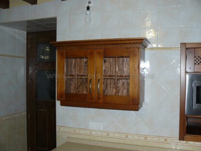 Muebles de cocina de madera castaño - Imagen 23