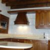 Muebles de cocina de madera castaño - Imagen 28