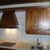 Muebles de cocina de madera castaño - Imagen 9