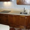 Muebles de cocina de madera castaño - Imagen 10