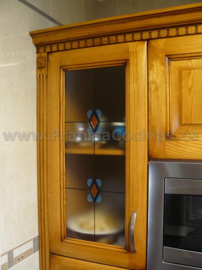 Muebles de cocina de madera - Imagen 4