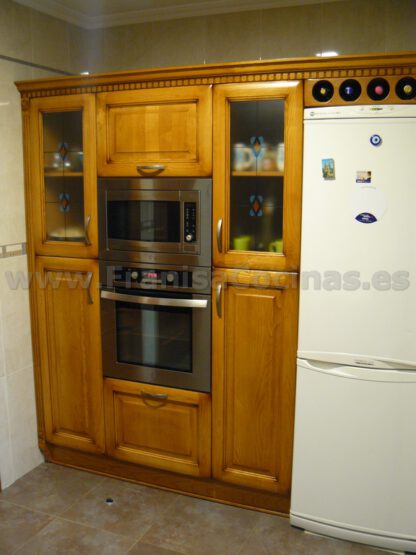 Muebles de cocina de madera - Imagen 44