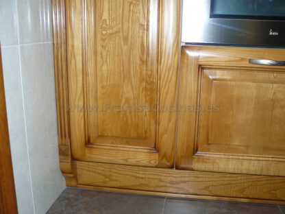 Muebles de cocina de madera - Imagen 49