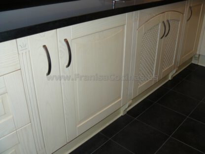 Muebles de cocina madera patinado arena beige - Imagen 32