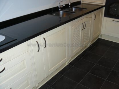 Muebles de cocina madera patinado arena beige - Imagen 35