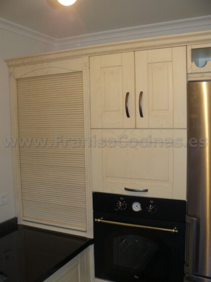 Muebles de cocina madera patinado arena beige - Imagen 46