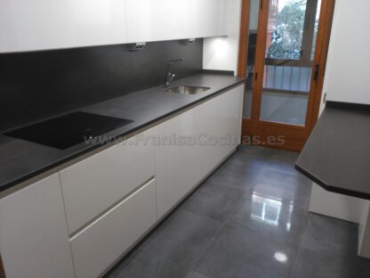 Muebles de cocina blanca - Imagen 13