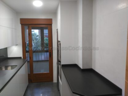 Muebles de cocina blanca - Imagen 15