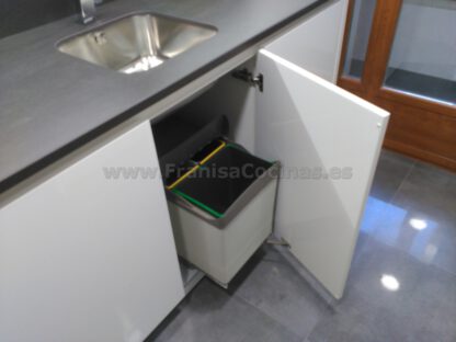 Muebles de cocina blanca - Imagen 26