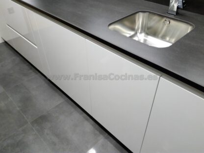 Muebles de cocina blanca - Imagen 28