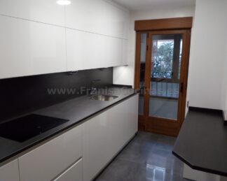 Muebles de cocina blanca