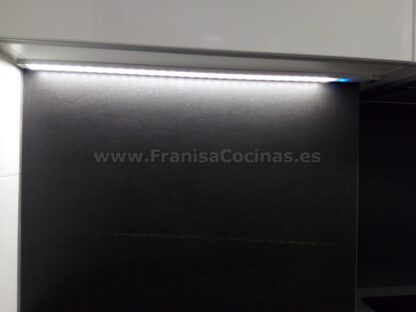 Muebles de cocina blanca - Imagen 7