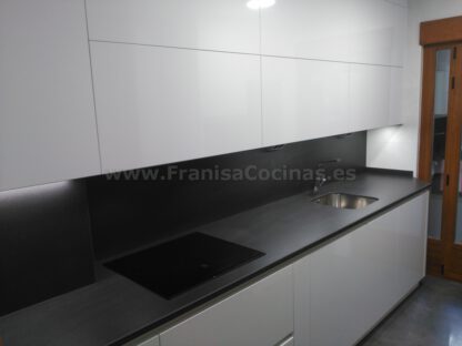 Muebles de cocina blanca - Imagen 9