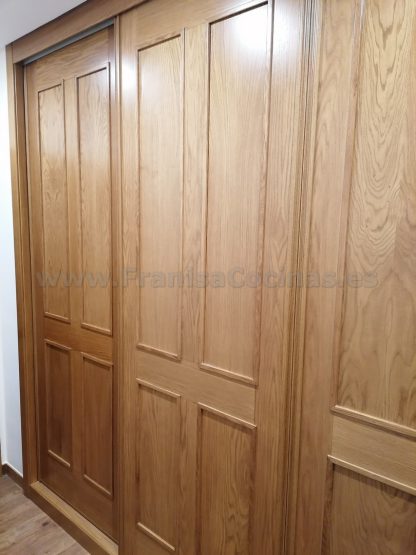 Armarios Empotrados a Medida en Valladolid: Proyecto Exclusivo de FRANISA Cocinas - Imagen 3