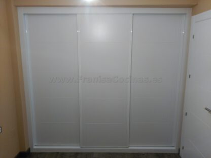 Armario empotrado lacado blanco - Imagen 2