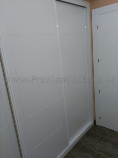 Armario empotrado lacado blanco - Imagen 6