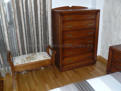 Dormitorio de madera maciza a la medida - Imagen 19