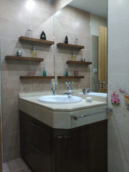 Mueble de baño a la medida moderno - Imagen 2