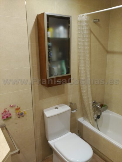 Mueble de baño a la medida moderno - Imagen 7