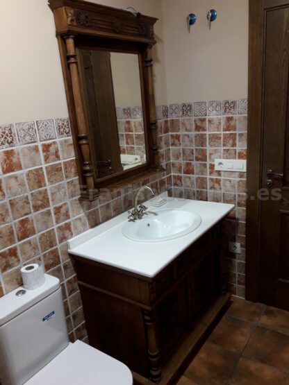 Mueble de baño rústico de madera - Imagen 2