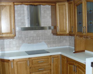 Muebles de cocina de madera nuevos de exposición