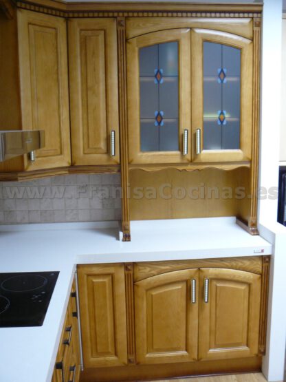 Muebles de cocina de madera nuevos de exposición - Imagen 3