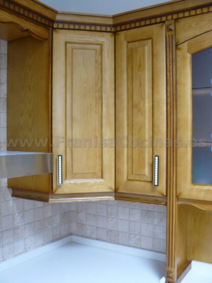 Muebles de cocina de madera nuevos de exposición - Imagen 5