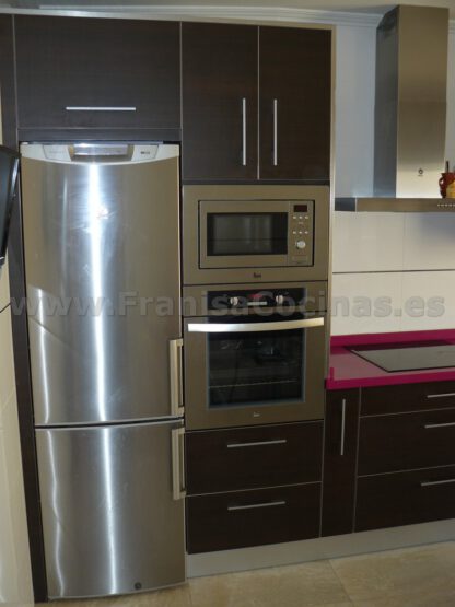 Muebles de cocina laminado wengué - Imagen 4