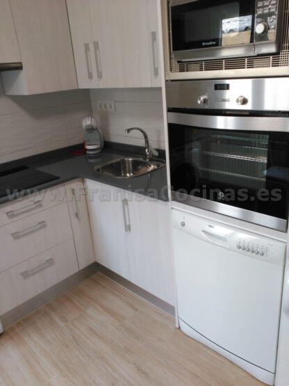 Muebles de cocina laminado - Imagen 6