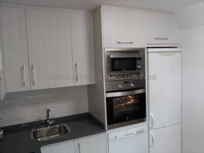 Muebles de cocina laminado - Imagen 13