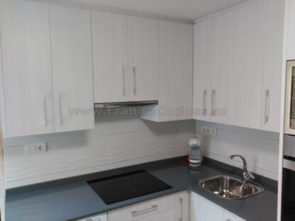 Muebles de cocina laminado - Imagen 4