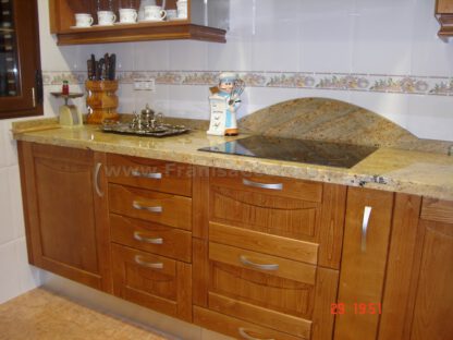 Muebles de cocina de castaño color cerezo - Imagen 7