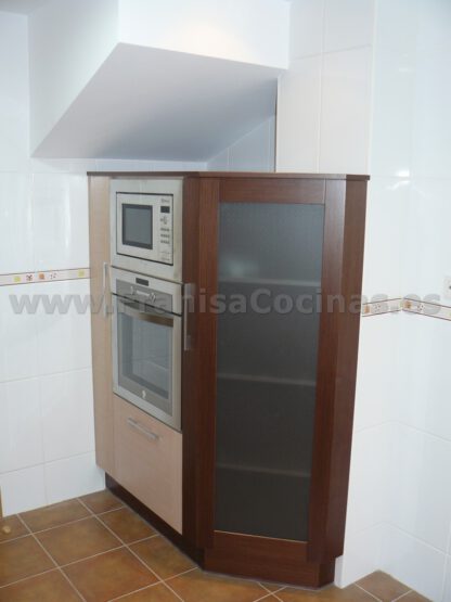 Muebles de cocina tablero marino wengué y roble pr - Imagen 8