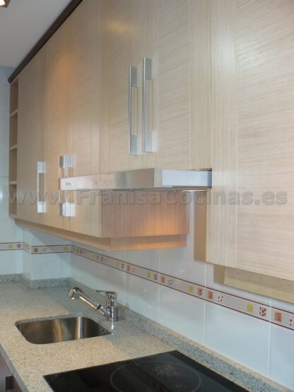 Muebles de cocina tablero marino wengué y roble pr - Imagen 10