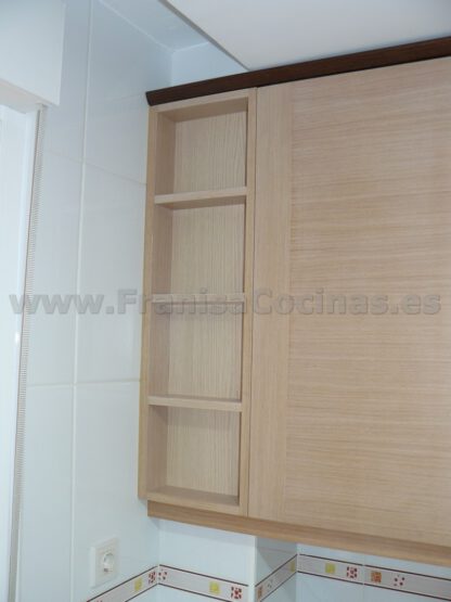Muebles de cocina tablero marino wengué y roble pr - Imagen 12