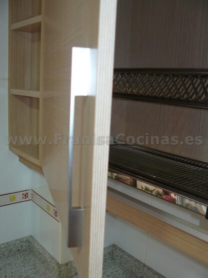 Muebles de cocina tablero marino wengué y roble pr - Imagen 6