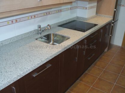 Muebles de cocina tablero marino wengué y roble pr - Imagen 5