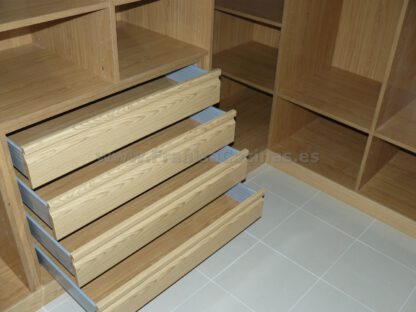 Vestidor armario - Imagen 17