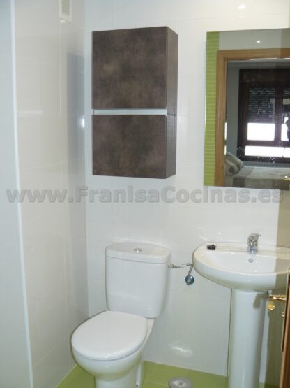 Mueble de baño laminado efecto gola - Imagen 5