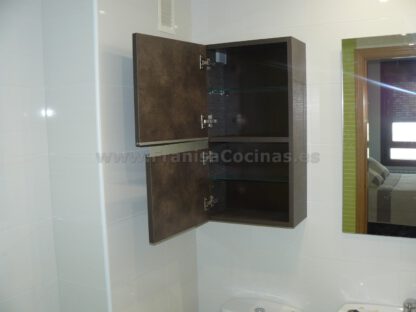 Mueble de baño laminado efecto gola - Imagen 4